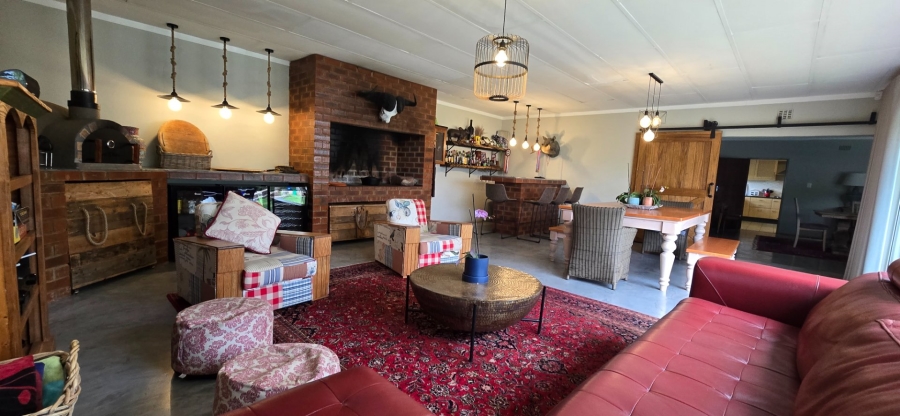 4 Bedroom Property for Sale in Flamwood North West